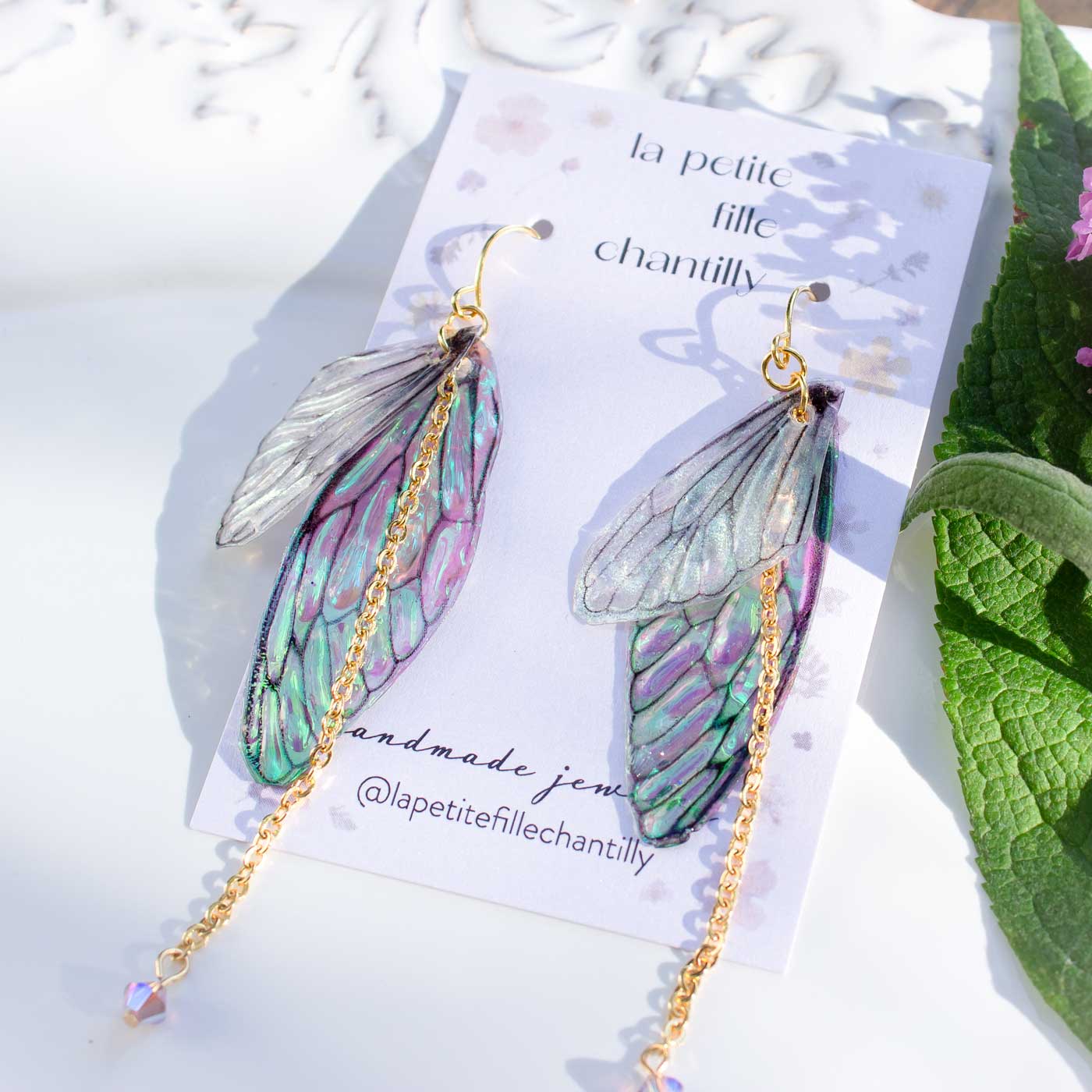 Pendientes de alas de hadas - Alas de hadas holográficas. Modelo Morado/Verde, Baño en Oro 16K