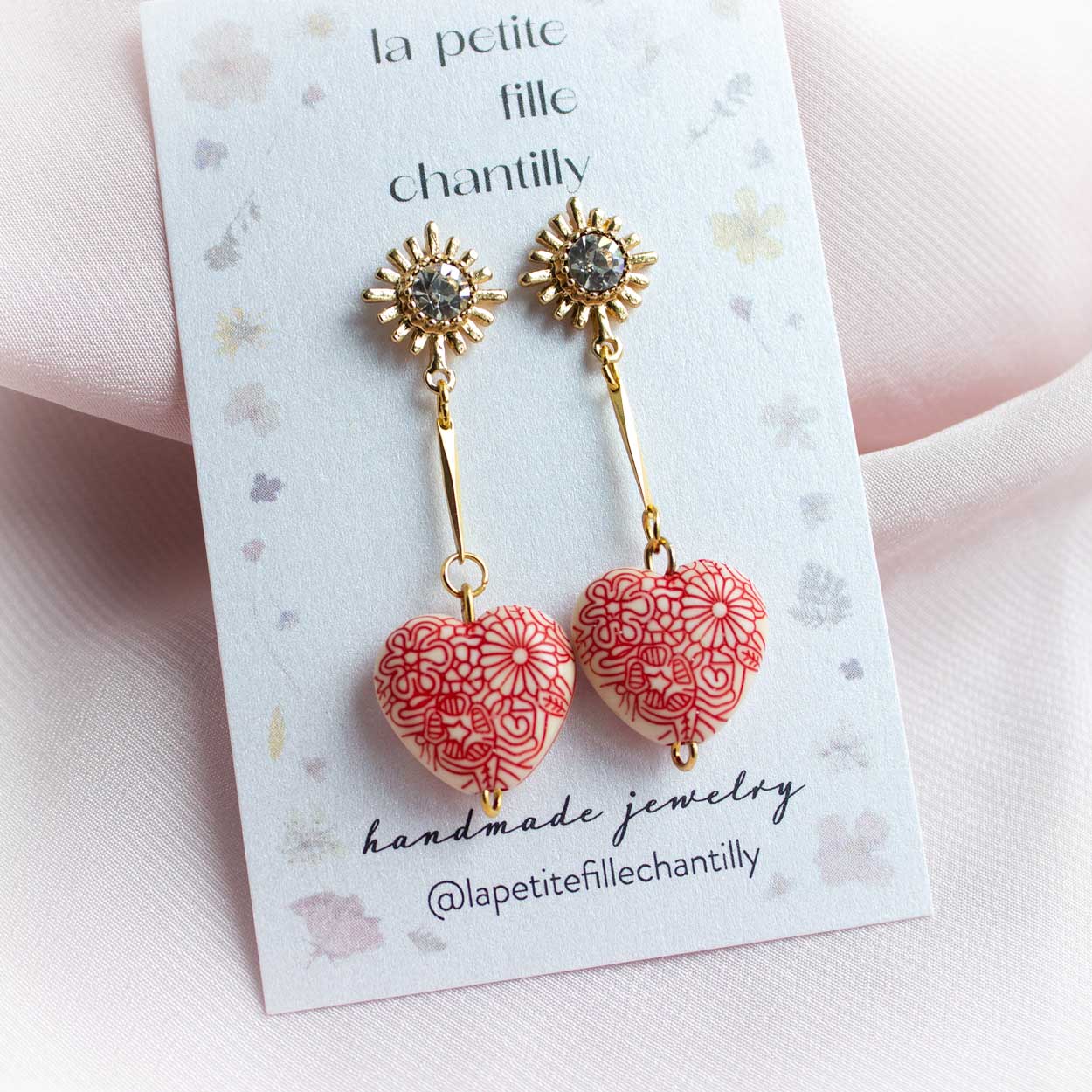 Pendientes de corazón extravagantes